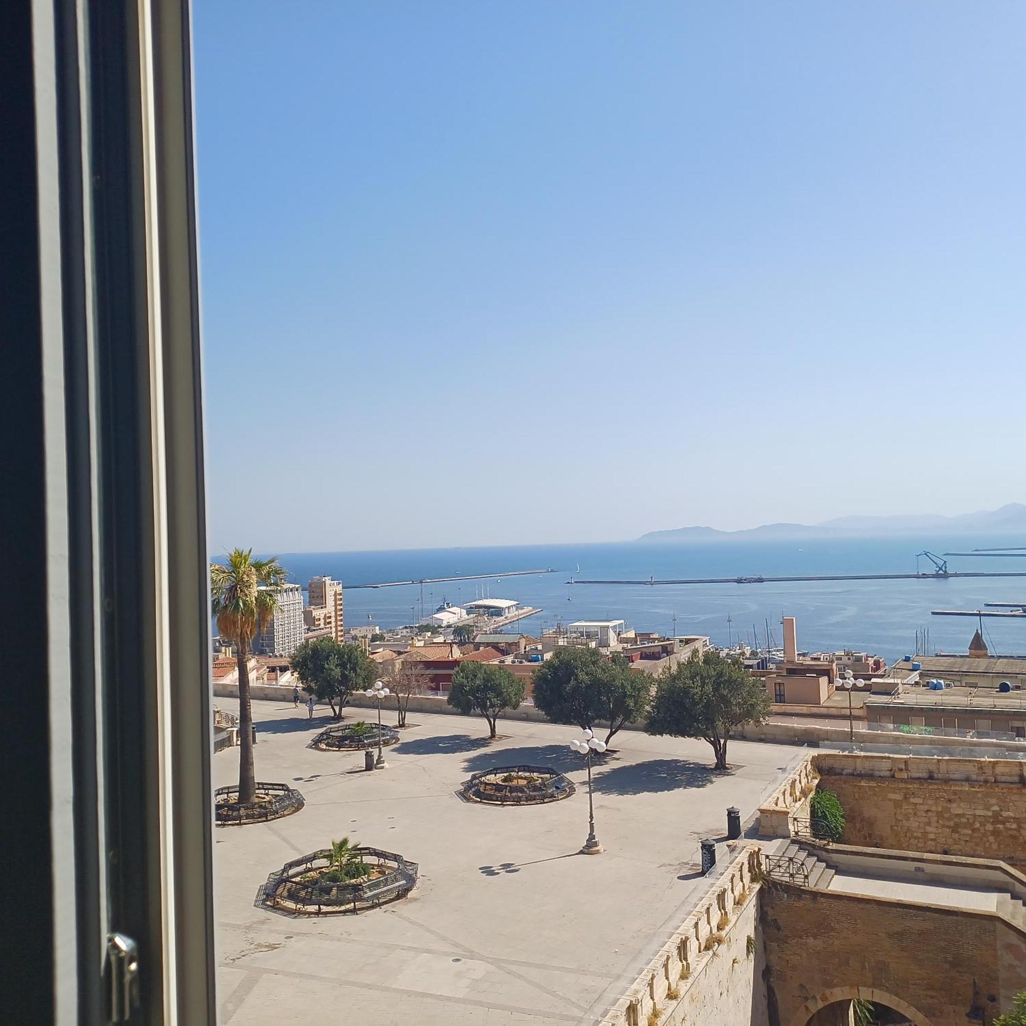 Palazzo Boyl 1840 Ξενοδοχείο Κάλιαρι Εξωτερικό φωτογραφία